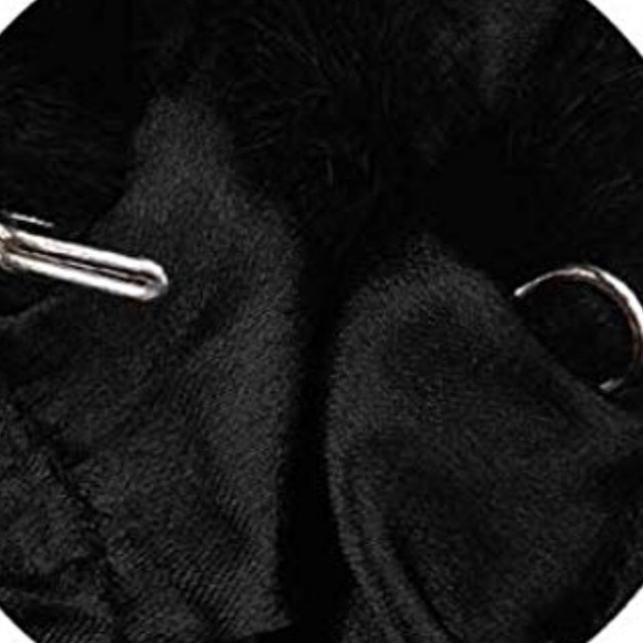 Faux Fur Shawl - Picture 7 of 8